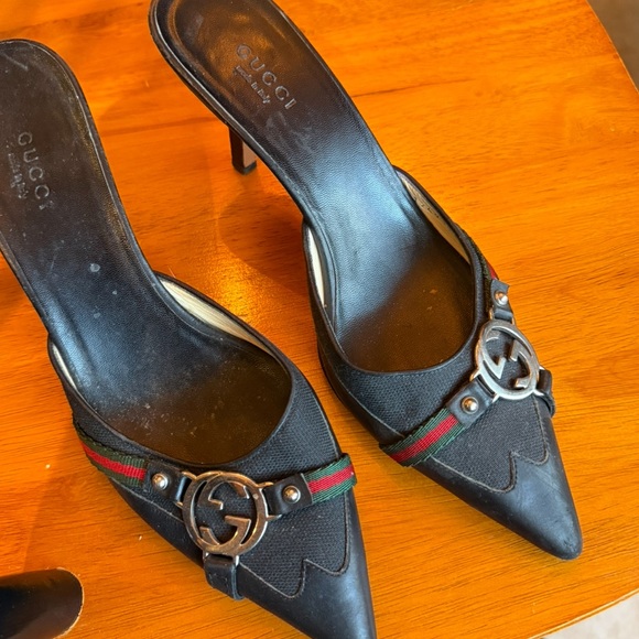 Gicci slide shoes black size 6 90’s